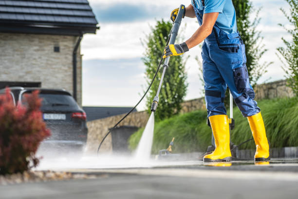 Professional Pressure Washing Services in Oconto Falls, WI